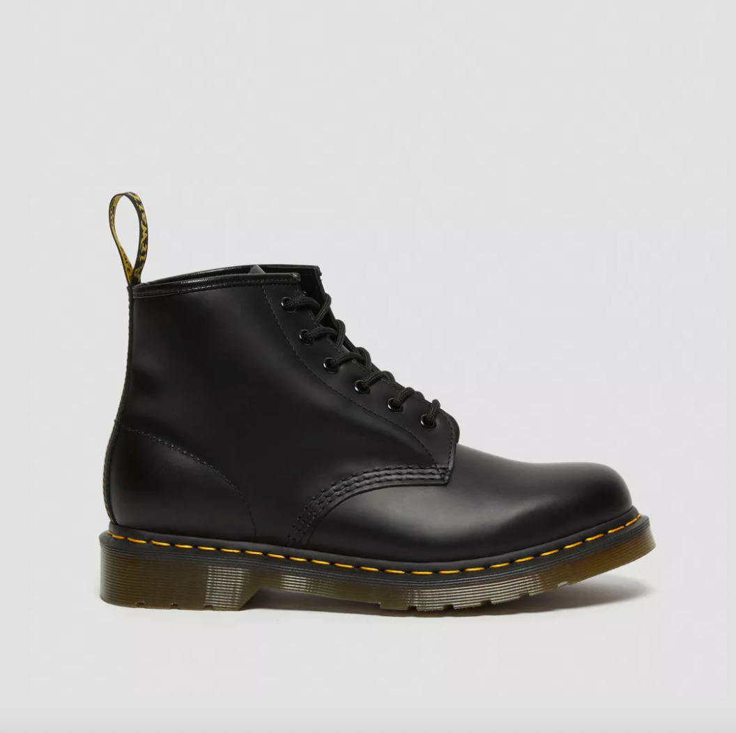 Dr martens black friday italia best sale